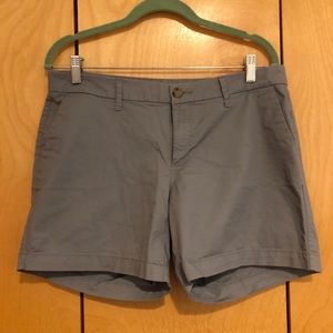 Old Navy 3.5” inseam everyday short, size 10, grey